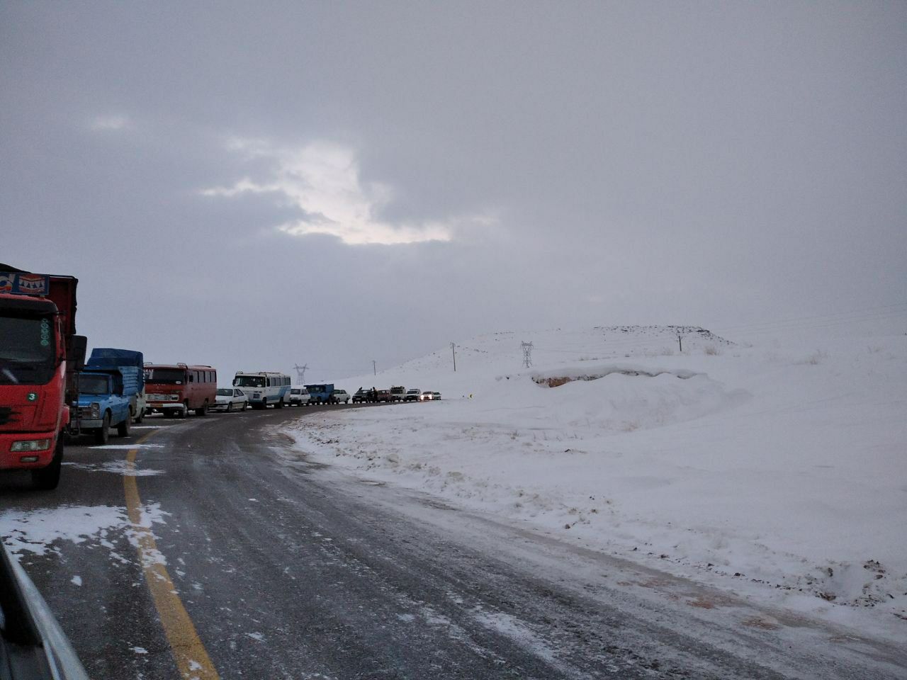 از تردد در محور ایرانخواه جلوگیری می شود