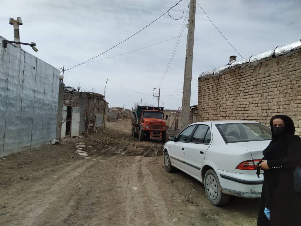 بهسازی معابر روستای بادمحمود با دستور فرماندار تکاب چهار روز پس از بازدید