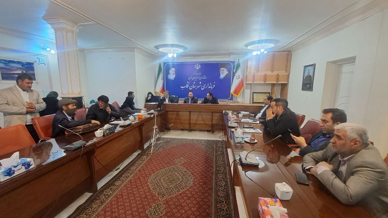 فرماندار  تکاب گفت حضور روسا ادارات در  ملاقات های مردمی  سبب تسریع در پاسخگویی خواهد بود.