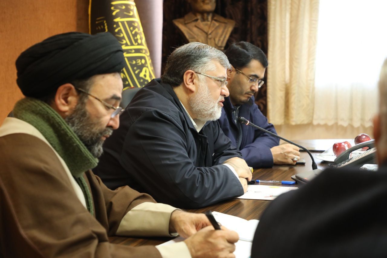 اختصاص تمامی اعتبار مصوب سفر ریاست جمهوری در رابطه با احیای دریاچه ارومیه / اصلاح الگوی کشت باید به سود کشاورز منجر شود / کشت گلخانه ای در استان توسعه می یابد