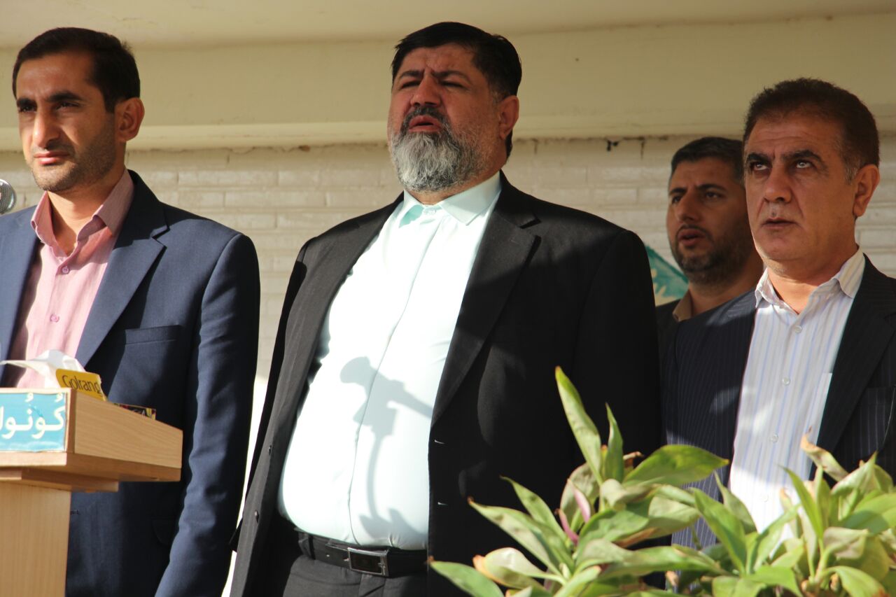 صبحگاه مشترک نیروهای نظامی و انتظامی تکاب به مناسبت هفته فراجا