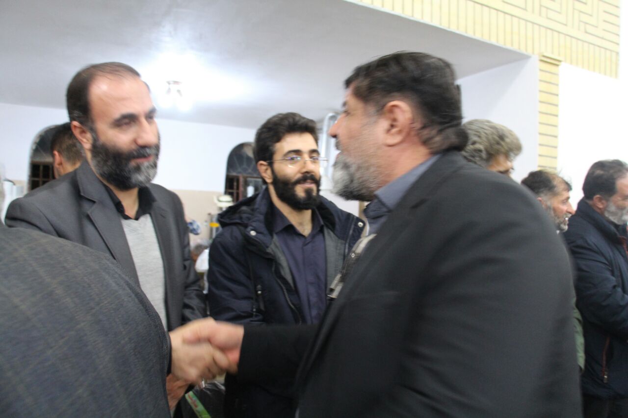 حضور فرماندار تکاب در مراسم چهلم مادر شهید فلاح در روستای دورباش