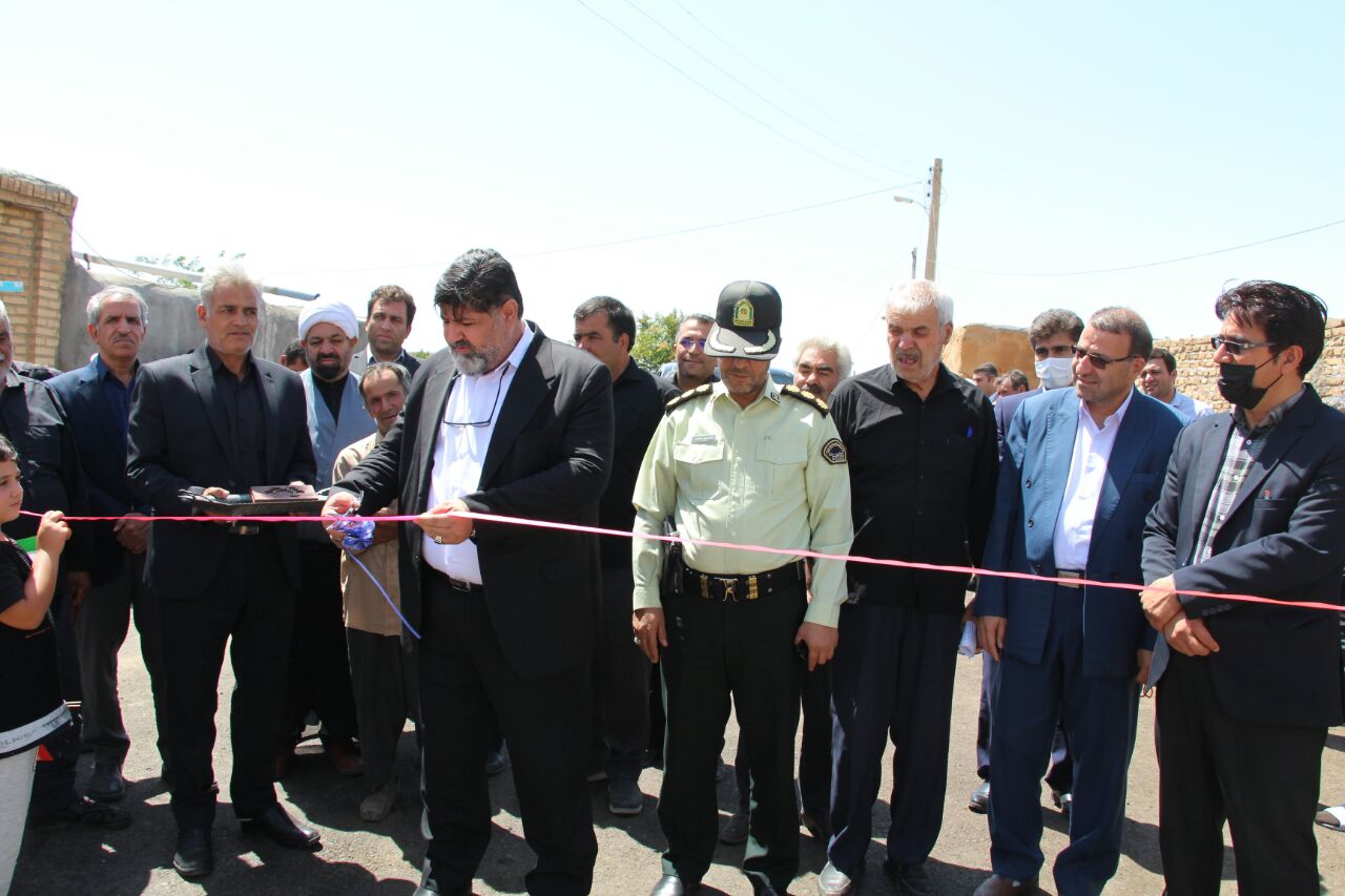 آیین های افتتاح طرح های توسعه ای تکاب به مناسبت هفته دولت