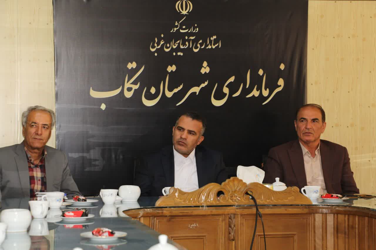 فرماندار: هنر خوشنویسی در شهرستان تکاب از جایگاه ویژه‌ای برخوردار است.