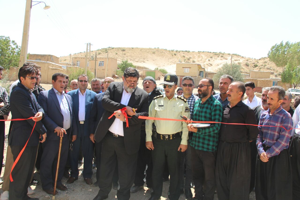 آیین های افتتاح طرح های توسعه ای تکاب به مناسبت هفته دولت