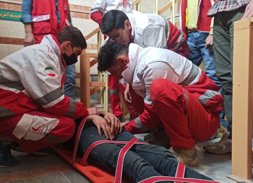 اجرای مانور زلزله در تکاب