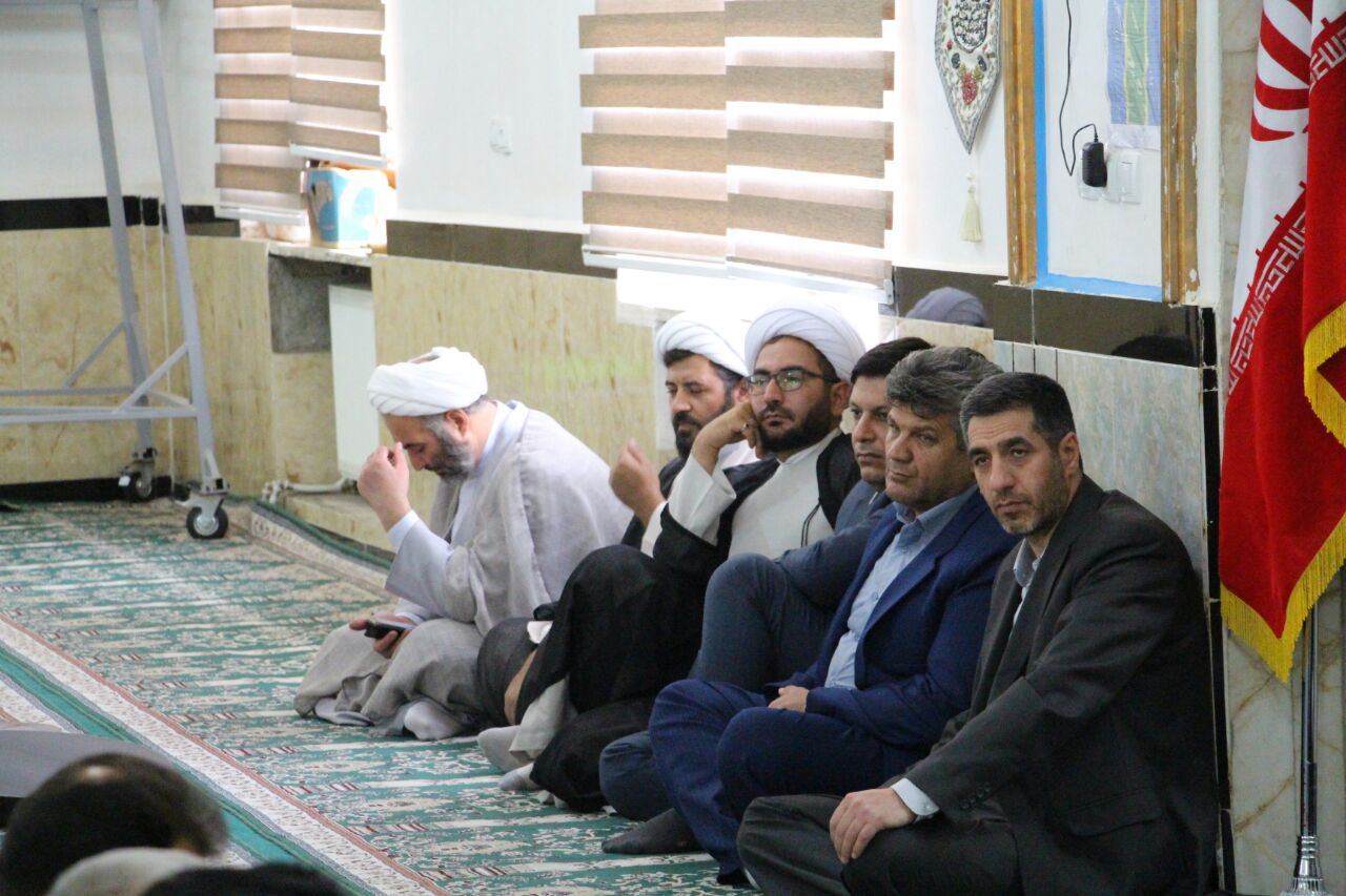 برگزاری  جشن هفته وحدت در تکاب باحضور فرماندار