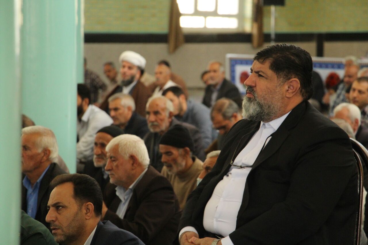 گرامیداشت هفته وحدت در تکاب