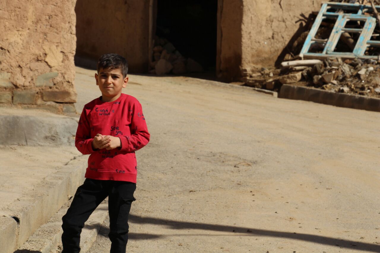 بازدید میدانی فرماندار تکاب از روستای تمای