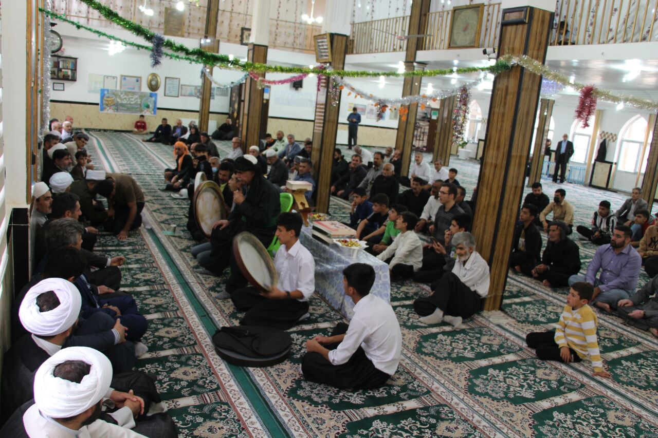 برگزاری  جشن هفته وحدت در تکاب باحضور فرماندار