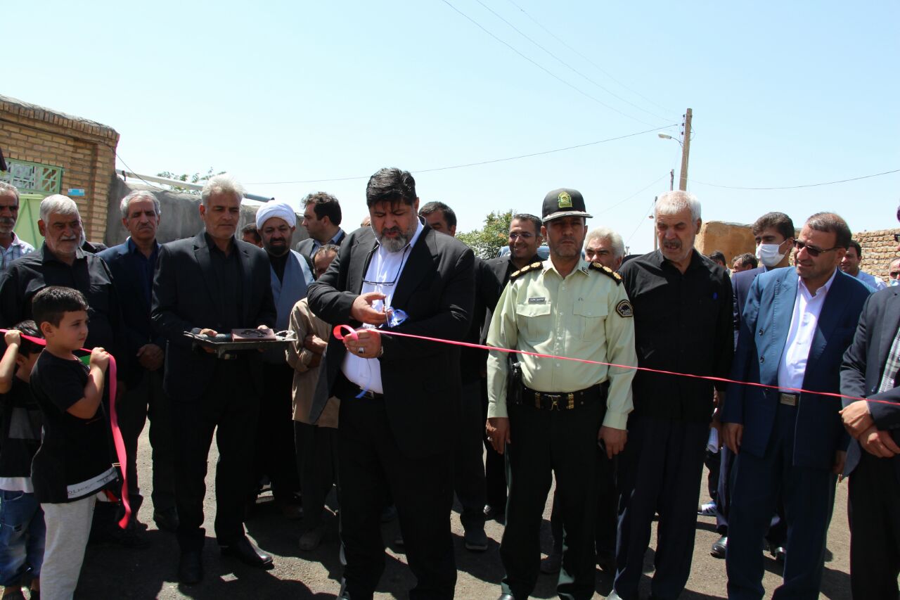 آیین های افتتاح طرح های توسعه ای تکاب به مناسبت هفته دولت