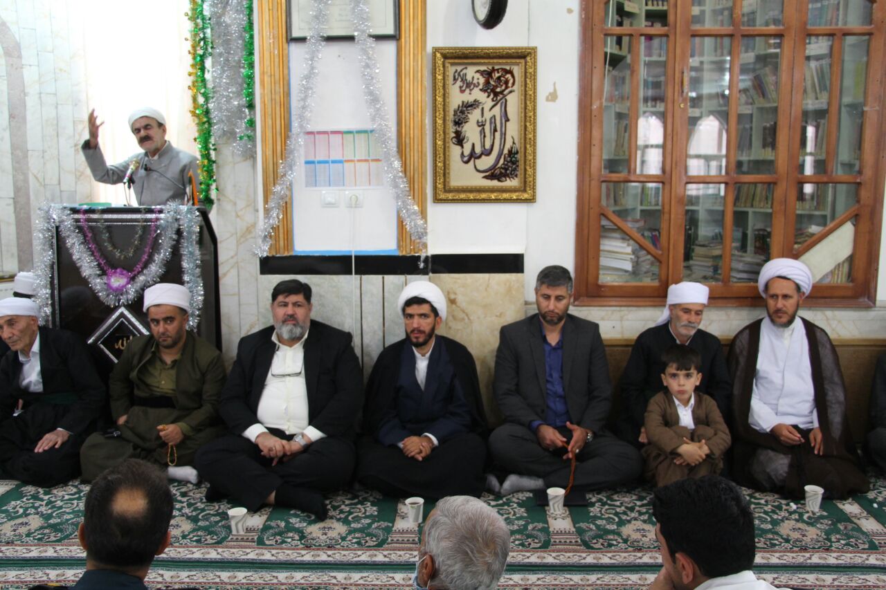 برگزاری  جشن هفته وحدت در تکاب باحضور فرماندار