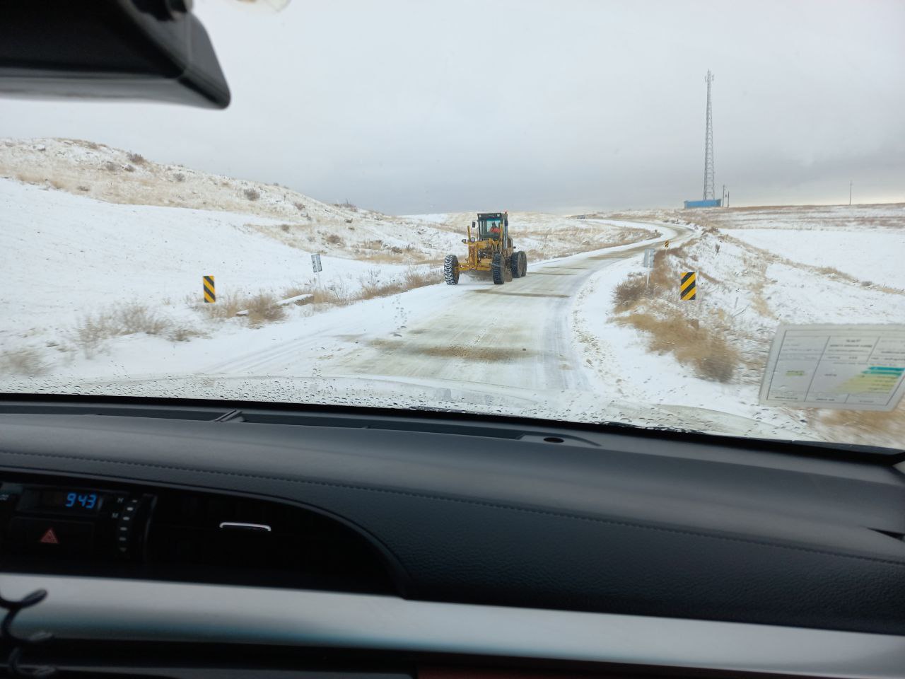 برف روبی محورهای مواصلاتی تکاب