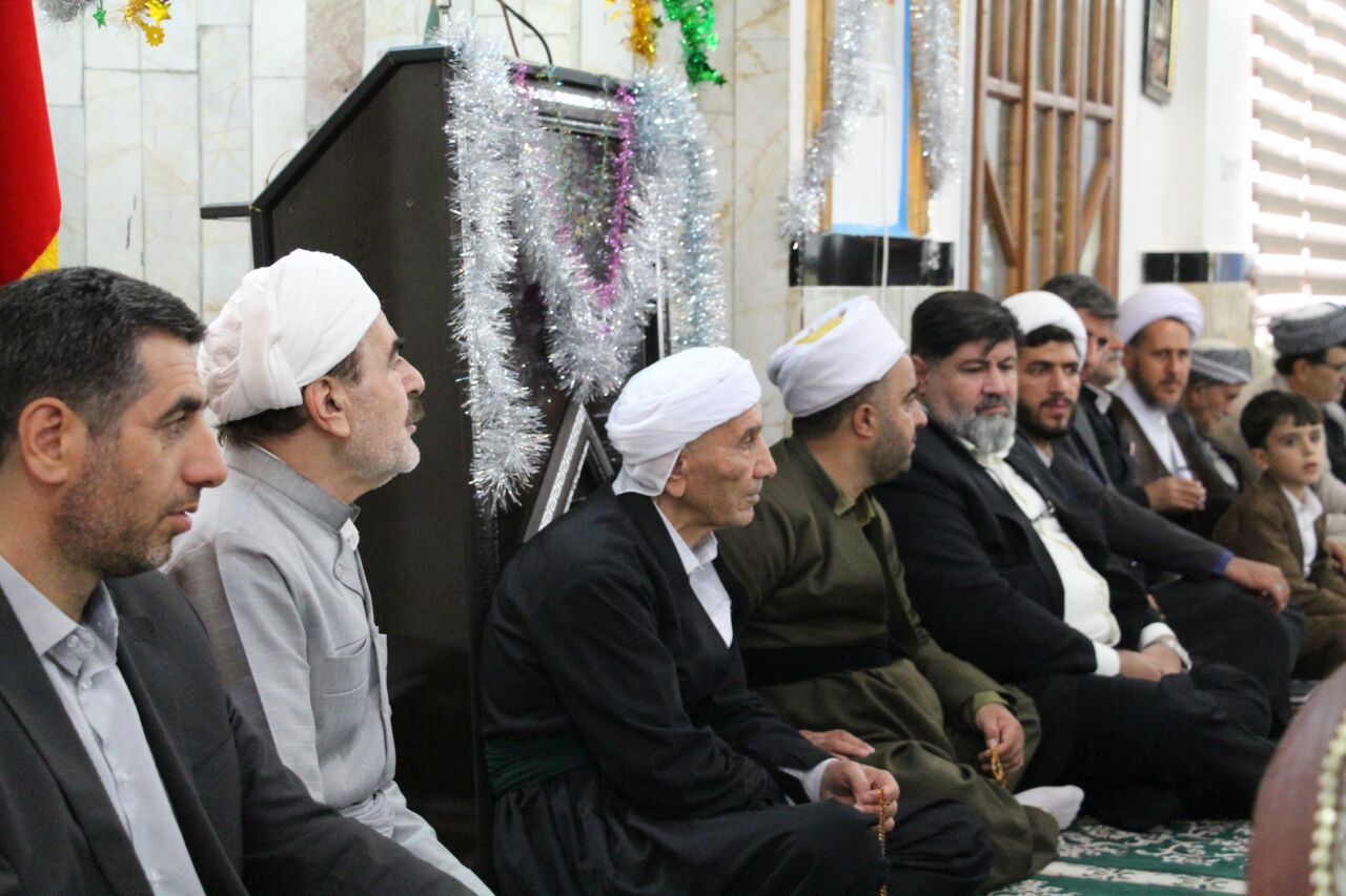 برگزاری  جشن هفته وحدت در تکاب باحضور فرماندار