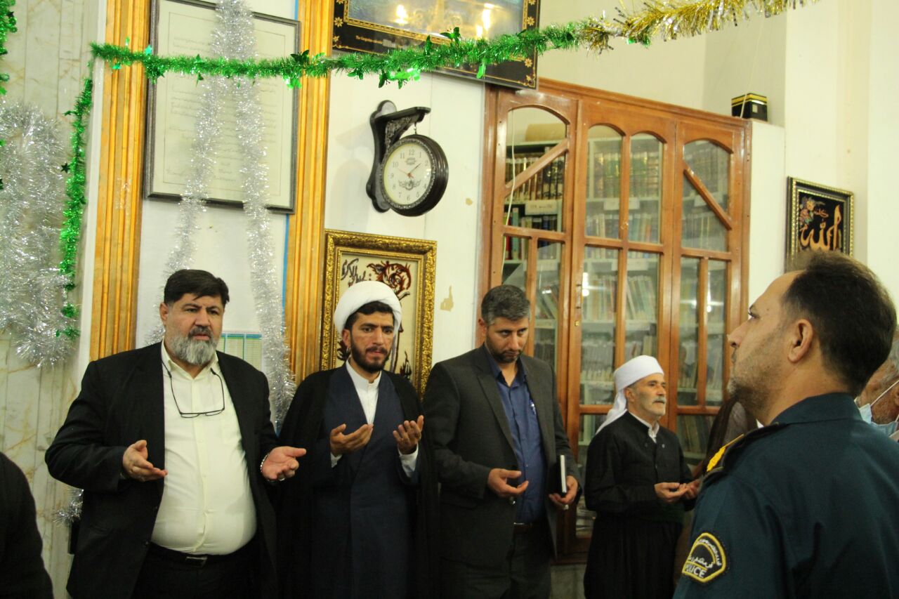 برگزاری  جشن هفته وحدت در تکاب باحضور فرماندار