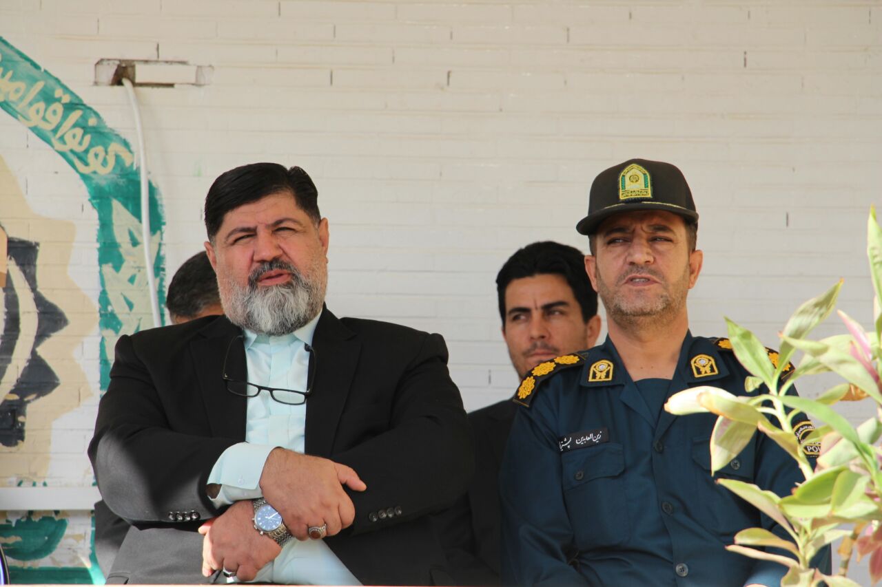 صبحگاه مشترک نیروهای نظامی و انتظامی تکاب به مناسبت هفته فراجا