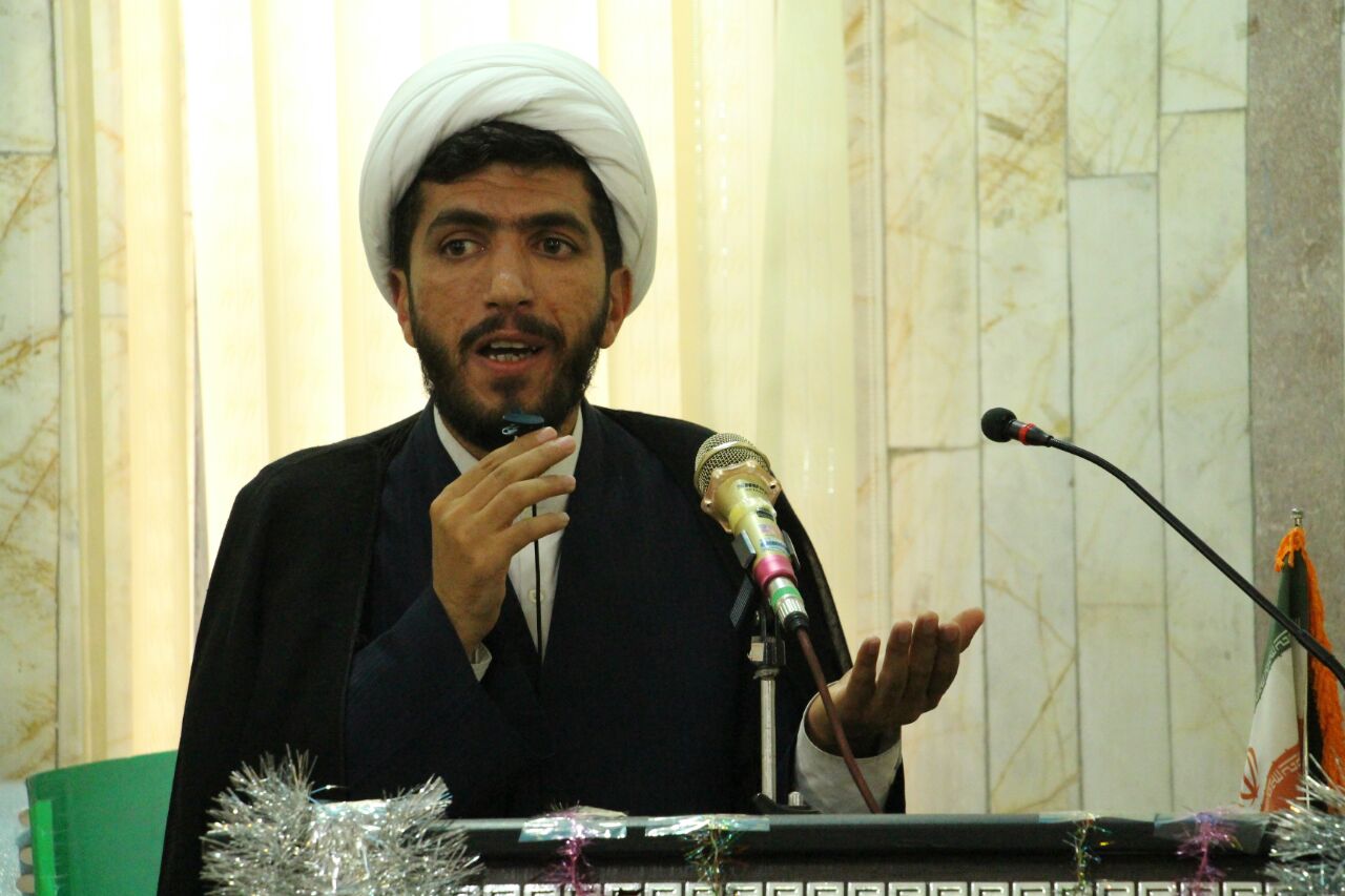 برگزاری  جشن هفته وحدت در تکاب باحضور فرماندار