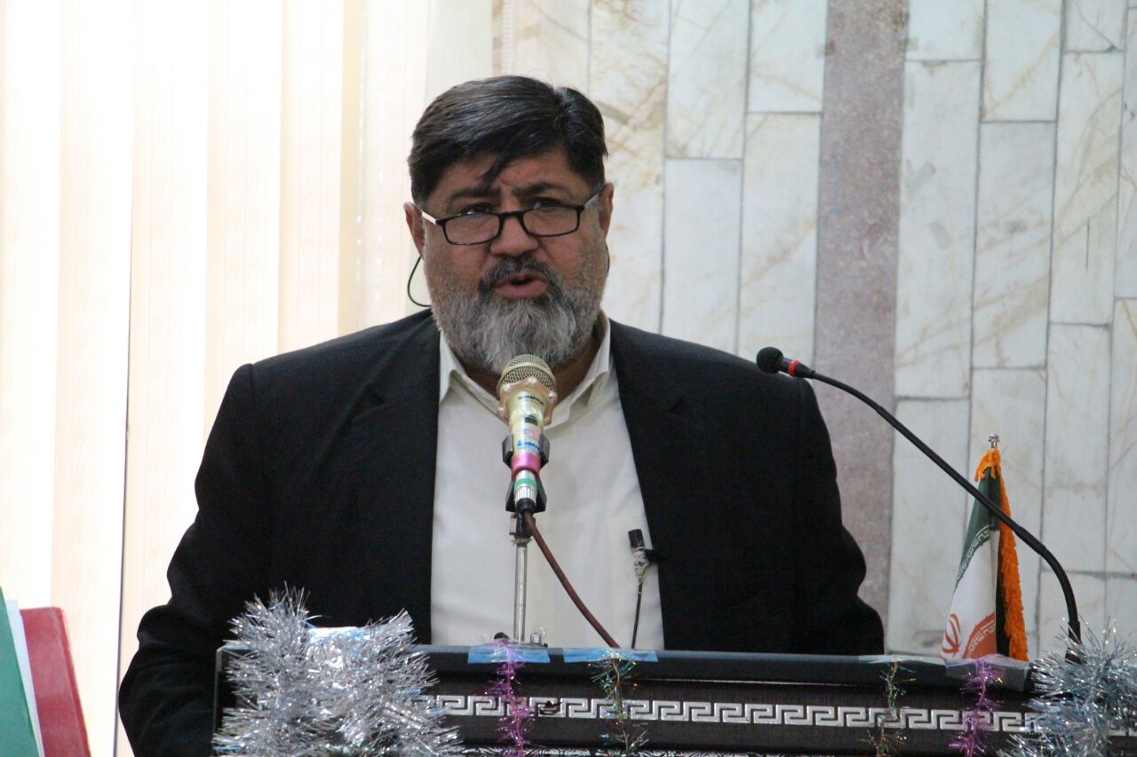 برگزاری  جشن هفته وحدت در تکاب باحضور فرماندار