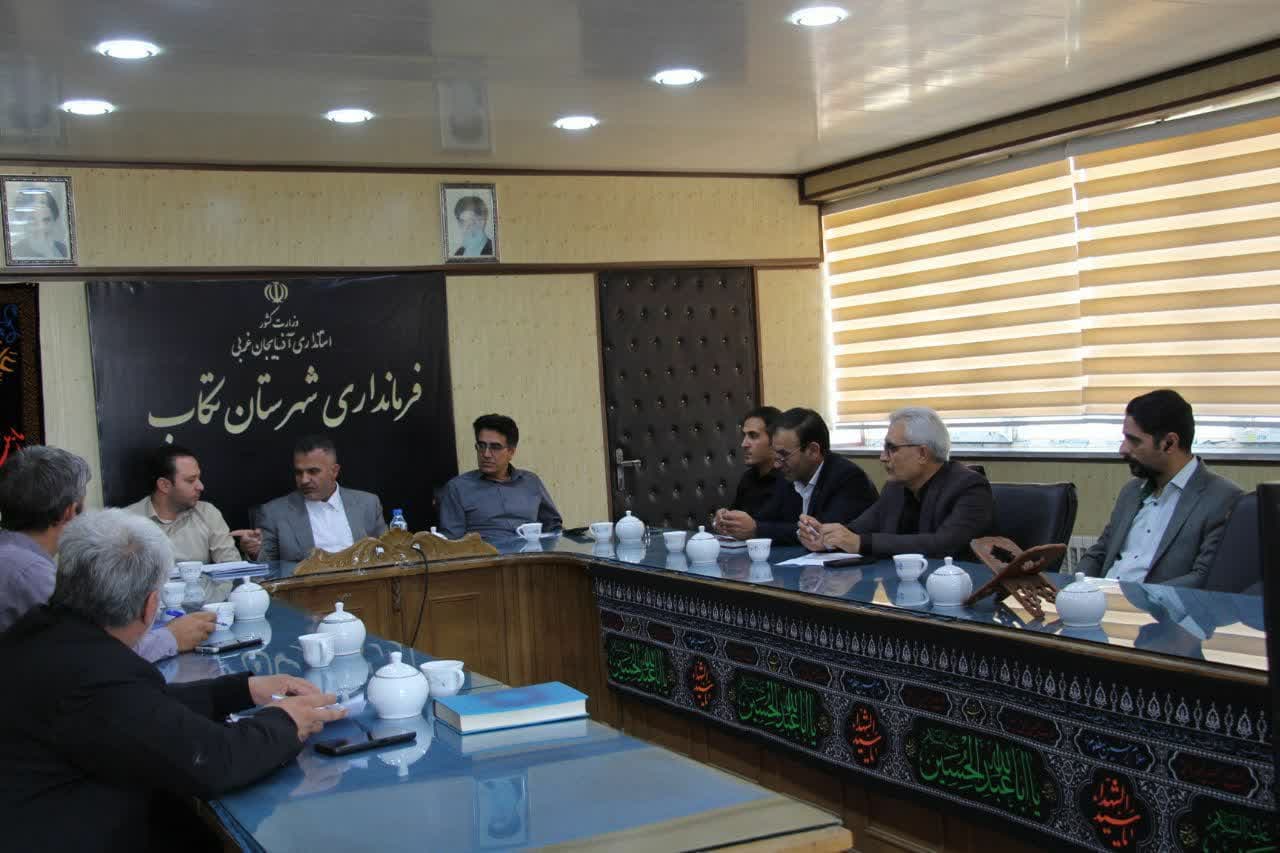 فرماندار تکاب: تسریع در تخصیص اعتبارات و نوسازی بافت روستایی، اولویت شورای تامین مسکن شهرستان است